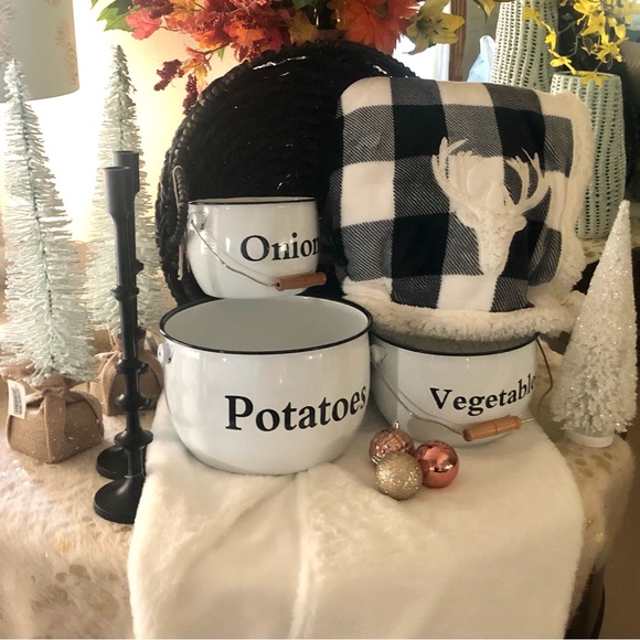 New! Large Farmhouse Style Galvanized Vegetable Bucket - Picture 7 of 9